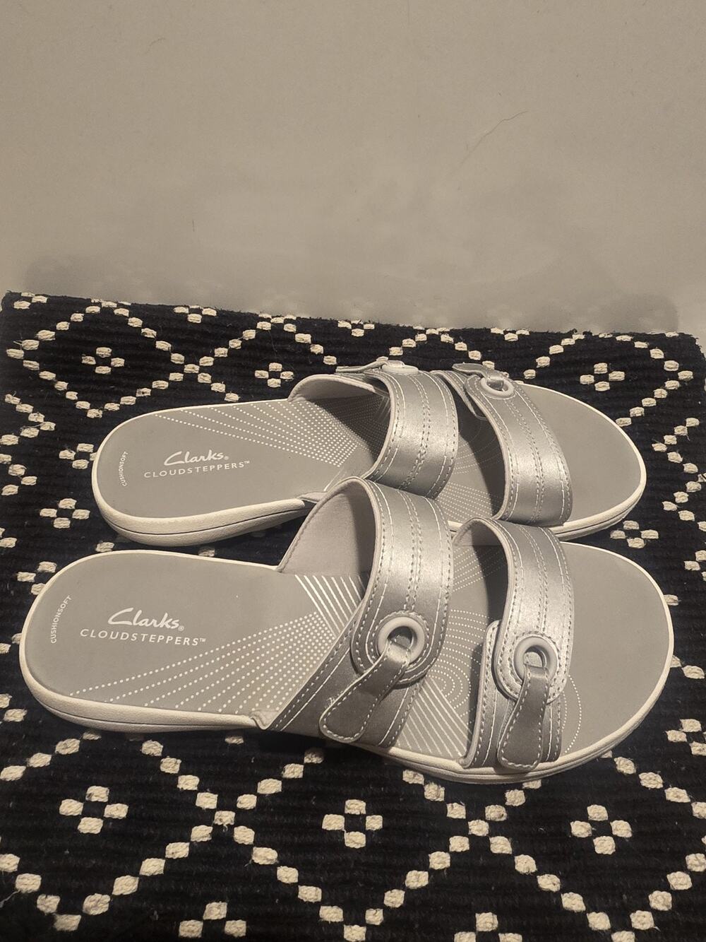 Clarks Cloudsteppers Sport Slide Sandals Breeze Silver Size US 11 walk comfort